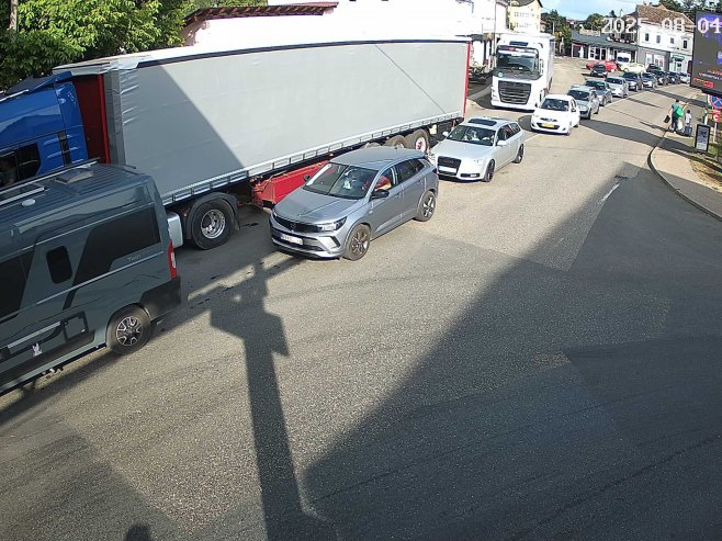 Pojačana frekvencija vozila na graničnim prelazima