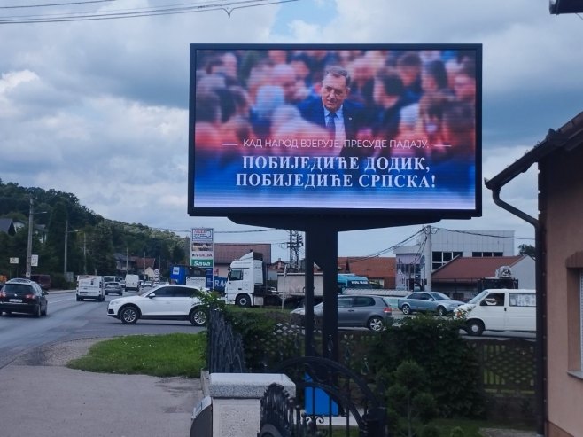 Podrška predsjedniku Srpske na bilbordima u Doboju i Tesliću (FOTO)