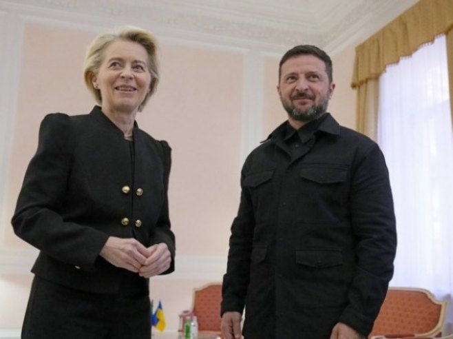 Ursula fon der Lajen i Volodimir Zelenski (foto: arhiva/EPA/Andrew Medichini / POOL) - 