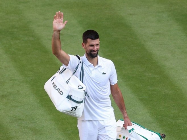 Novak Đoković (foto: EPA/ADAM VAUGHAN) - 