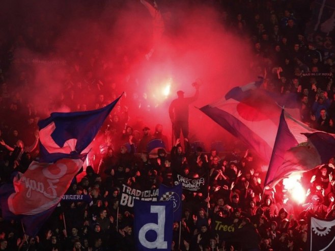 Navijači Dinama napravili koreografiju sa ustaškim simbolima (VIDEO)