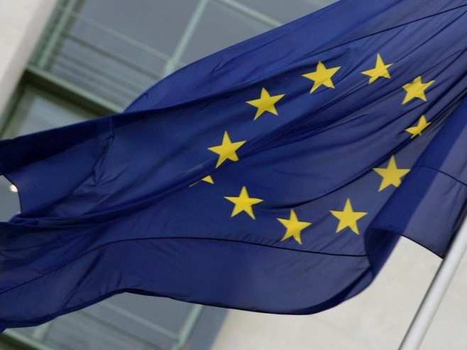 Zastava EU (Foto: EPA/JOHANNES EISELE/arihv) Zastava EU (Foto: EPA/JOHANNES EISELE/arihv) -