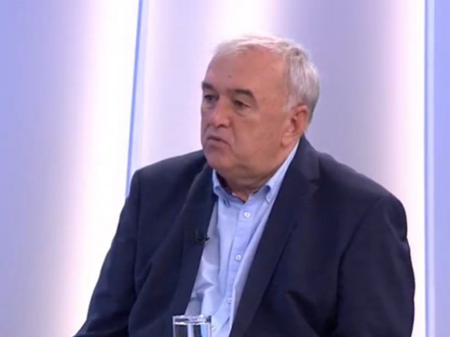 Umičević: Narod nema dilemu - sudi se predsjedniku jer poštuje Ustav (VIDEO)