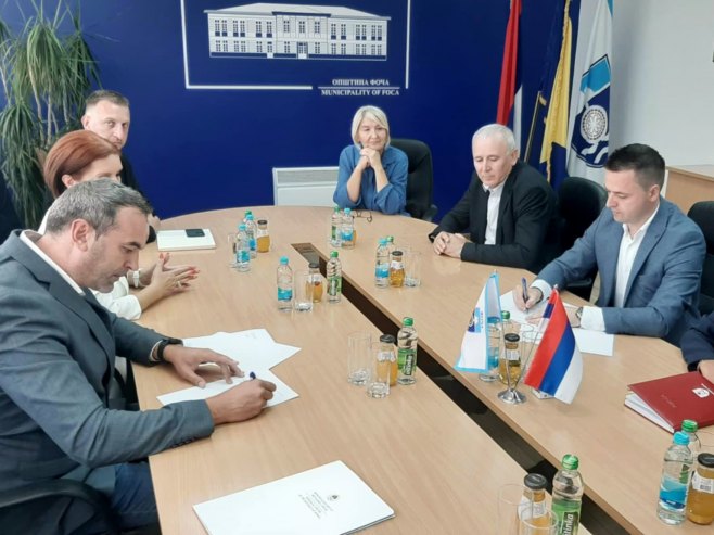 Bojić i Vukadinović potpisali Memorandum o saradnji Bojić i Vukadinović potpisali Memorandum o saradnji - Foto: SRNA