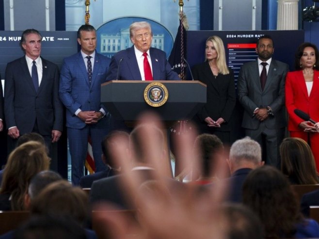 Donald Tramp (foto: EPA/WILL OLIVER) Donald Tramp (foto: EPA/WILL OLIVER) -