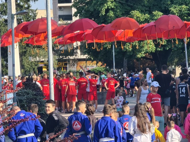 Doboj: "Parada sporta" Doboj: "Parada sporta" - Foto: SRNA
