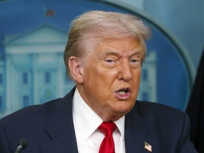 Donald Tramp (foto: EPA/WILL OLIVER) Donald Tramp (foto: EPA/WILL OLIVER) -
