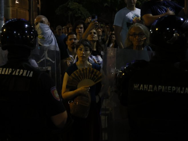 Beograd protesti (foto: TANJUG/ MARKO ĐOKOVIĆ/ nr) - 