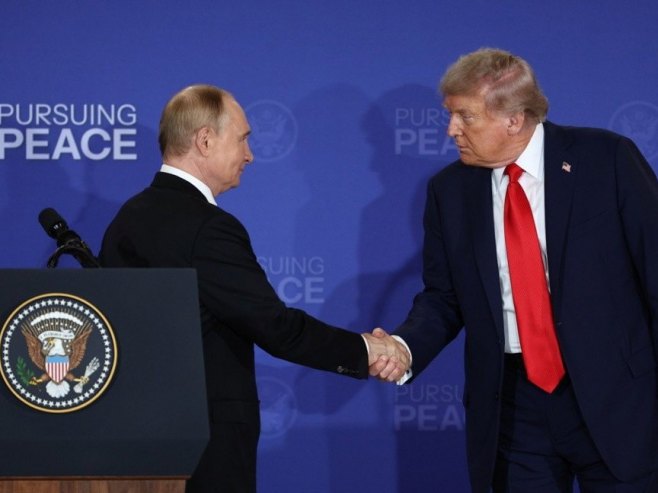 Putin i Tramp, u potrazi za mirom (foto: EPA/SERGEY BOBYLEV) - 