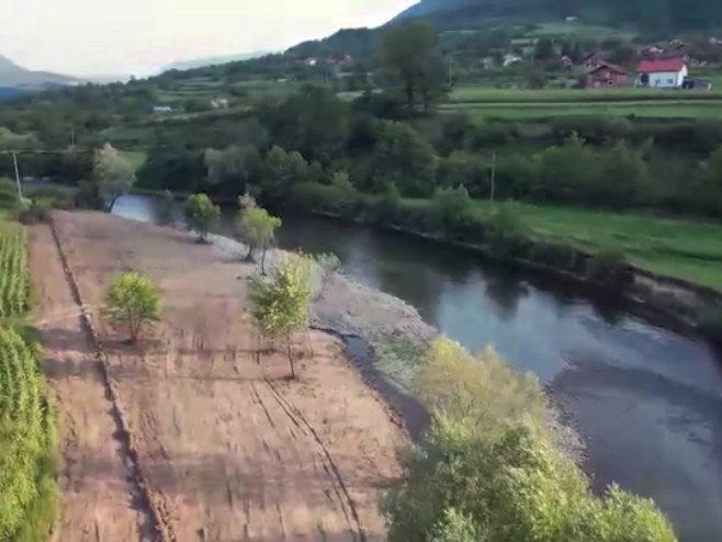 Ribnik dobija prvu uređenu plažu (VIDEO)