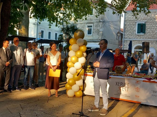 Herceg fest - sajam meda i vina; Počele preobraženjske svečanosti