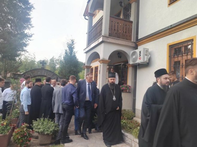 Festival "Veče ojkače" kod manastira Moštanica (FOTO)