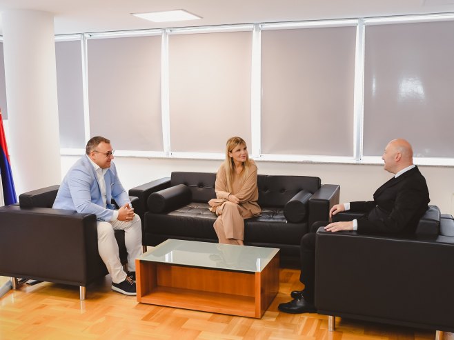 Dobre vijesti za studente i mlade bračne parove u Srpskoj - kreditne olakšice za mlade