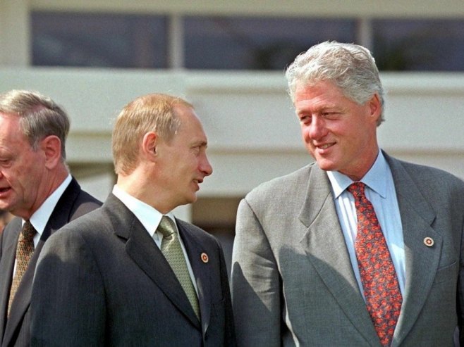 Otkriveni novi arhivski dokumenti: Šta je Klinton govorio Putinu o NATO-u