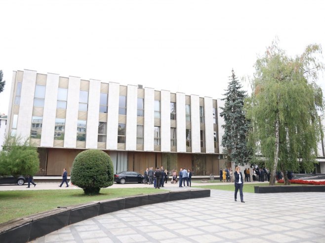 I dalje traje pregled objekta Narodne skupštine Srpske; Prolongiran početak posebne sjednice