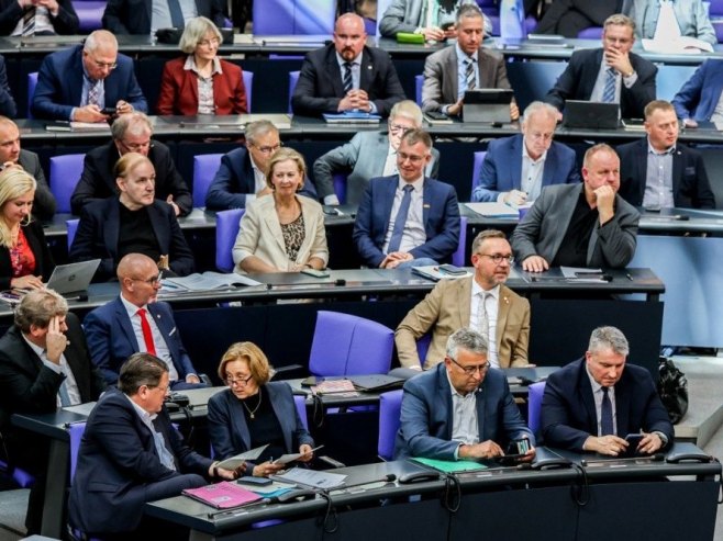 Zastupnik AfD-a u Bundestagu: Politički motivisano suđenje Dodiku; Preispitati protektorsku politiku prema BiH