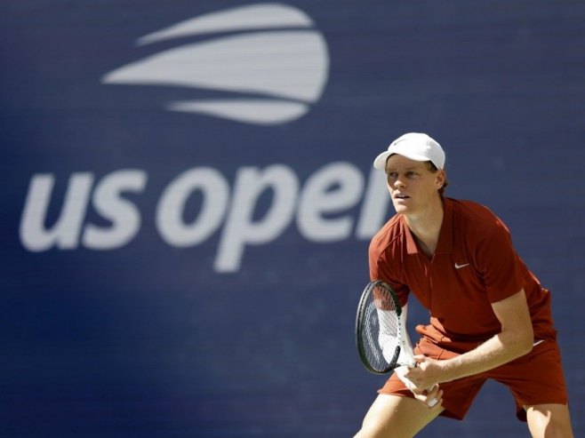 Јanik Siner (foto: EPA/JOHN G. MABANGLO) Јanik Siner (foto: EPA/JOHN G. MABANGLO) -