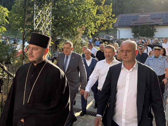 Predsjednik Srpske na Ozrenu: Okupljanje i vjera čuvali srpski narod u najtežim vremenima