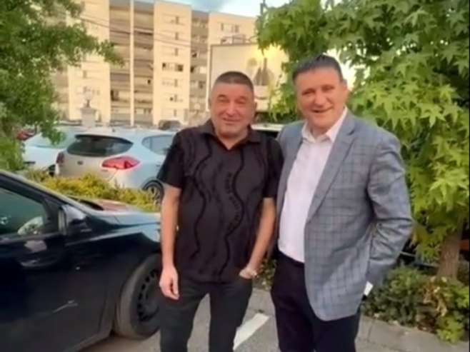Pjevač krajiške muzike Baja Mali Knindža ponovo na Manjači na Kočićevom zboru