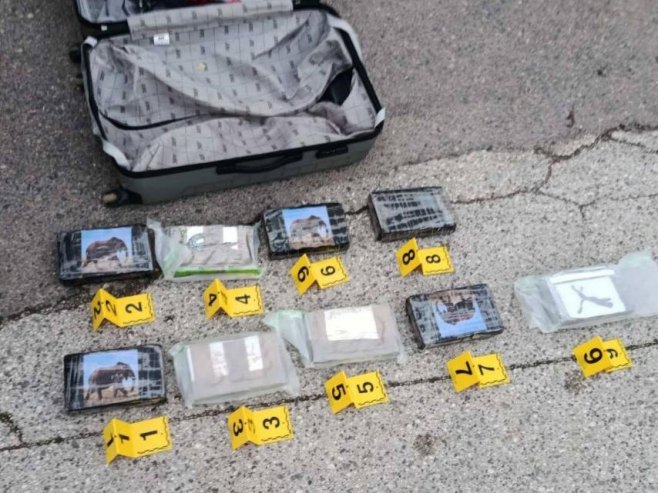 Policija u Prijedoru zaplijenila više 10 kilograma kokaina; Uhapšeno lice predato tužilaštvu (VIDEO)