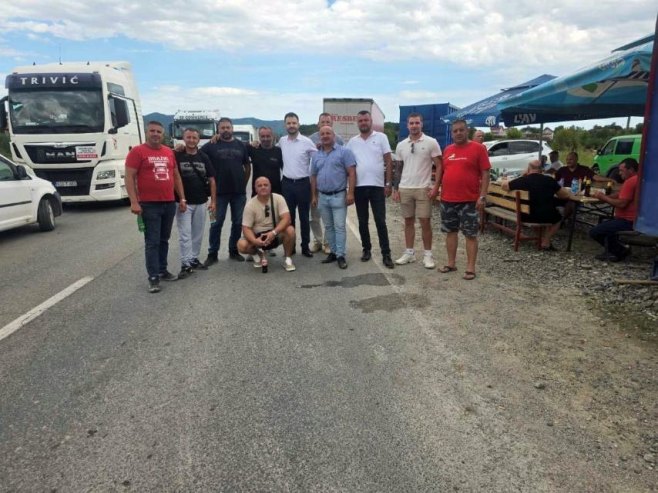 Јavor podržao prevoznike koji su stupili u proteste Јavor podržao prevoznike koji su stupili u proteste - Foto: RTRS
