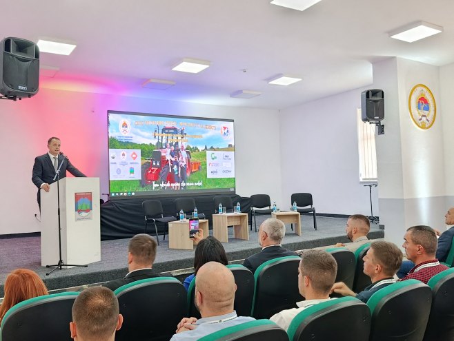 U Ribniku počela Druga konferencija mladih u poljoprivredi (VIDEO)