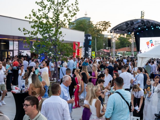 Festival domaćih proizvoda i usluga Festival domaćih proizvoda i usluga - Foto: Ustupljena fotografija