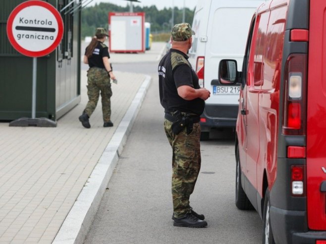 Poljski poljoprivrednici blokirali granicu sa Ukrajinom