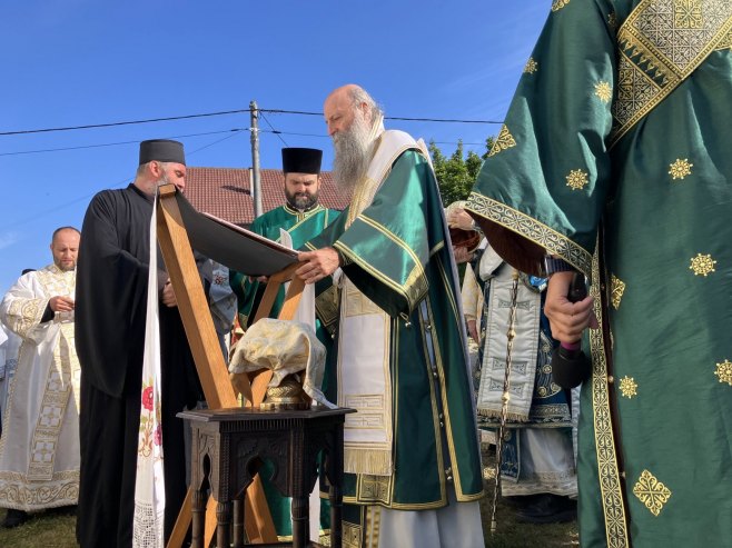 Patrijarh Porfirije: Obnovljni hram Svete Trojice svjedoči da je Božija ljubav jača od razaranja (FOTO/VIDEO)