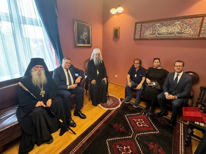 Dodik: Ljubav srpskog naroda prema crkvi jača od svega (FOTO/VIDEO)