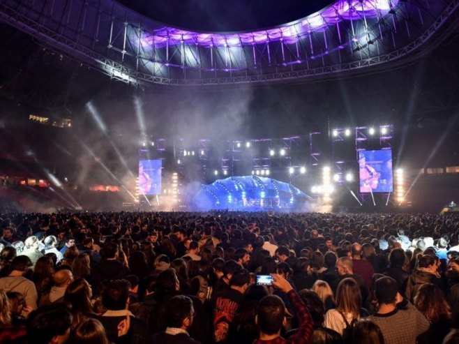 Dodijeljene MTV nagrade: Lejdi Gaga proglašena umjetnicom godine (VIDEO)