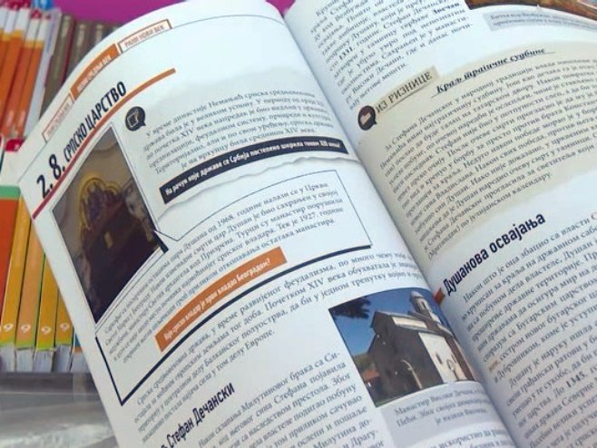 Srbija pravi zaokret u obrazovanju; Nacionalnim udžbenicima protiv tuđih uticaja (VIDEO)