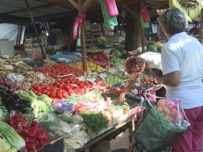 Koliko košta priprema zimnice? (VIDEO)