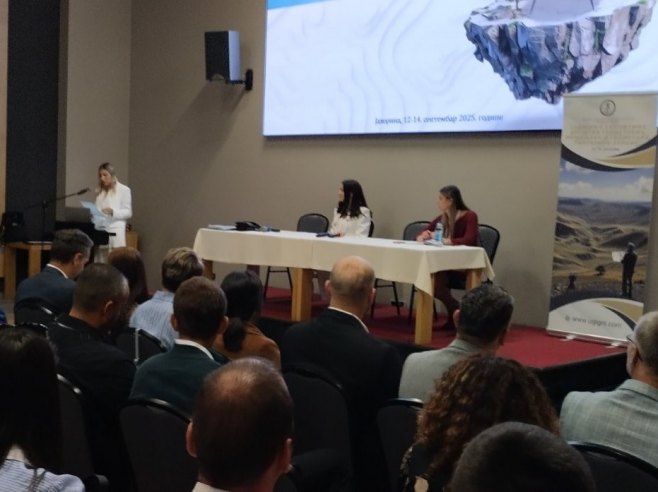 Skupština geodetskih inženjera i geometara Skupština geodetskih inženjera i geometara - Foto: RTRS