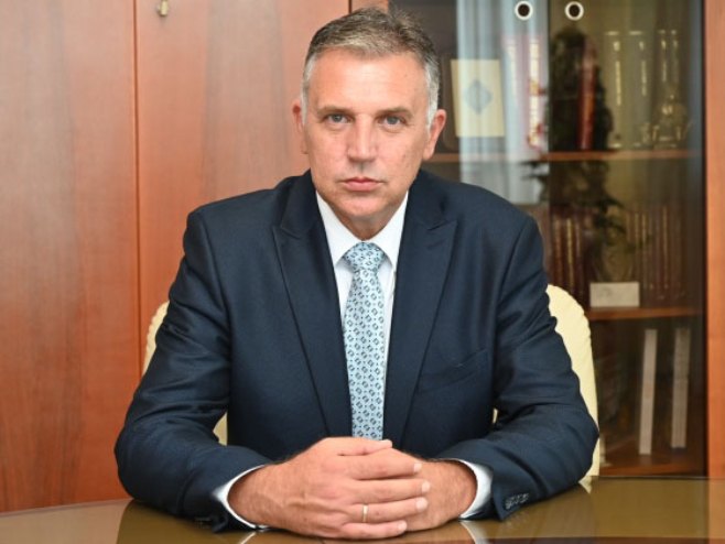 Golubović: Kontinuiran doprinos da se knjigama vrati dignitet