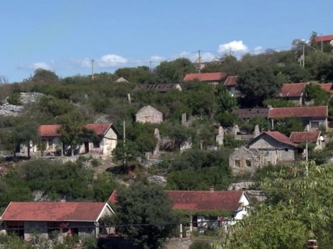 Prebilovci zahvaljujući donaciji predsjednika Republike Srpske dobijaju vodovodnu mrežu