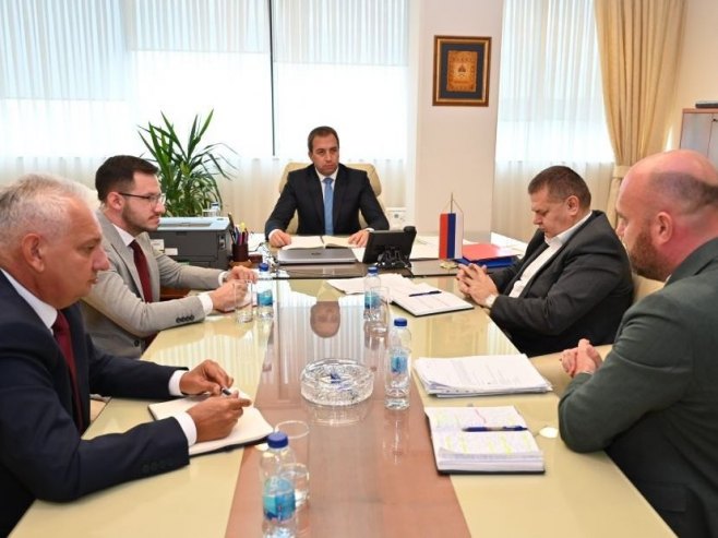Selak naložio hitne mjere u Bijeljini: Pritvorenici se sele u novi zatvor Selak naložio hitne mjere u Bijeljini: Pritvorenici se sele u novi zatvor