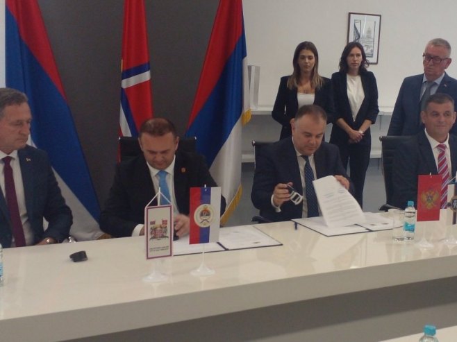 Potpisan sporazum o bratimljenju Istočnog Sarajeva i opštine Herceg Novi