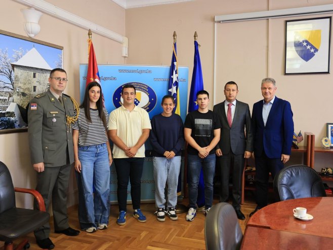 Goganović: Objava o školovanju kadeta iz BiH u Srbiji uklonjena sa Fejsbuk stranice po naređenju Heleza (FOTO)