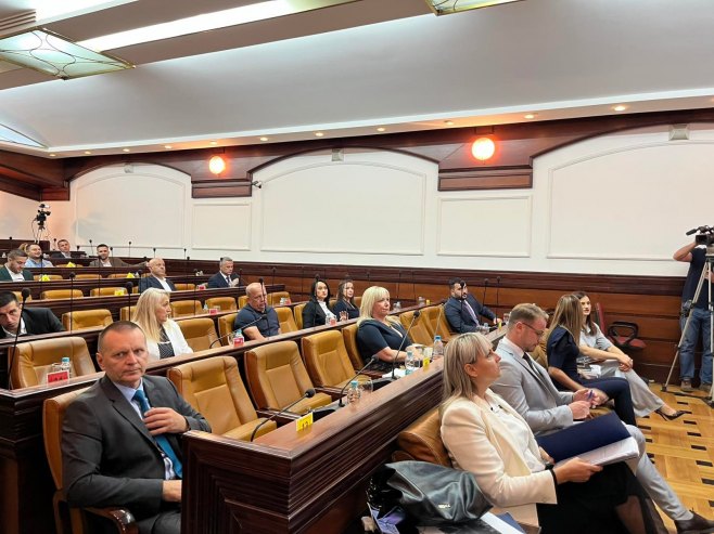 Banjaluka: Nastavljena vanredna sjednica Skupštine grada