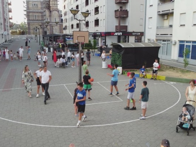 "Raja sa trgića"- drugarstvo i humanost na djelu, lekcija i vršnjacima i odraslima