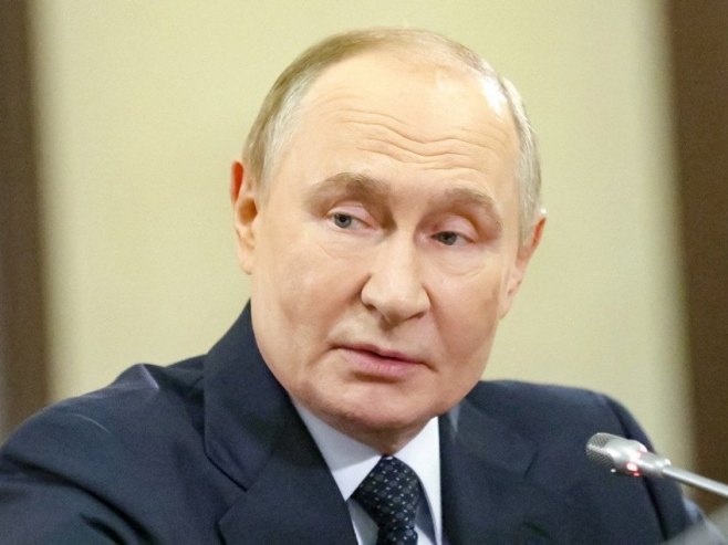 Putin: Na kontakt-liniji 700.000 ruskih vojnika