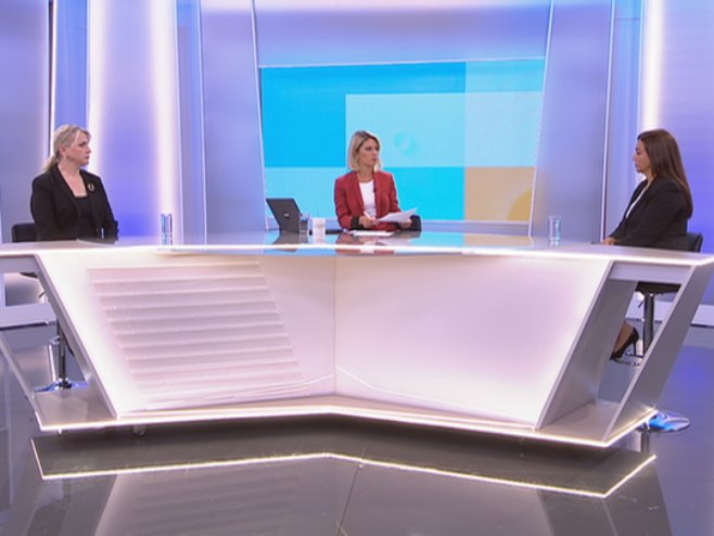 "Demokratija i ljudska prava" nisu napustili obrazovni sistem Srpske, egzistiraju kroz druge predmete