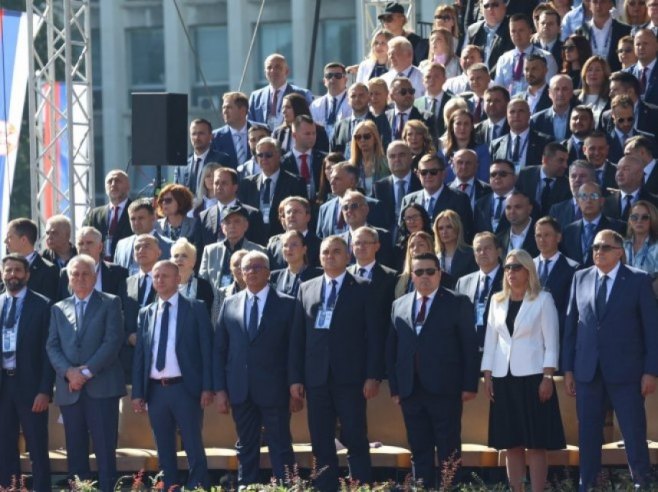 UŽIVO - "Snaga jedinstva" u Beogradu, novo naoružanje prvi put pred javnošću, prisustvuju zvaničnici Srpske (FOTO)