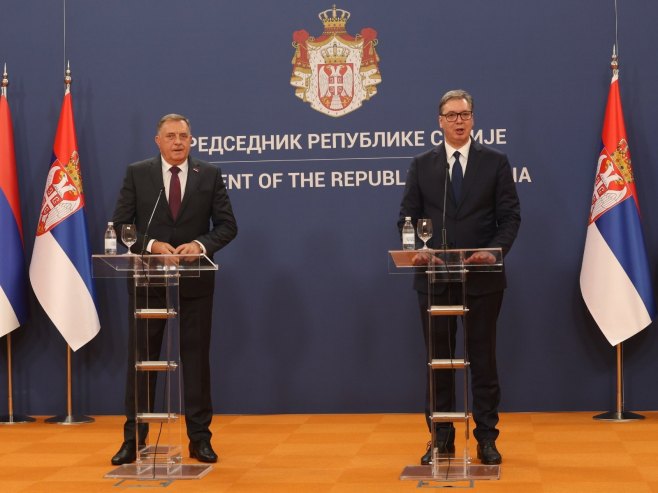 UŽIVO - Obraćanje predsjednika Srbije i Srpske