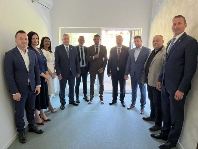 Šulić i predstavnici lokalnih zajednica posjetili Rehabilitacion centar