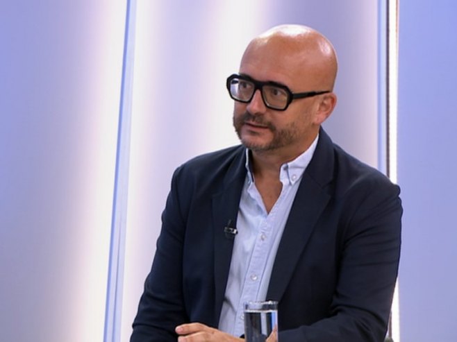 Pepić: Kos da odgovori gdje u Ustavu BiH piše da Šmit može donositi zakone