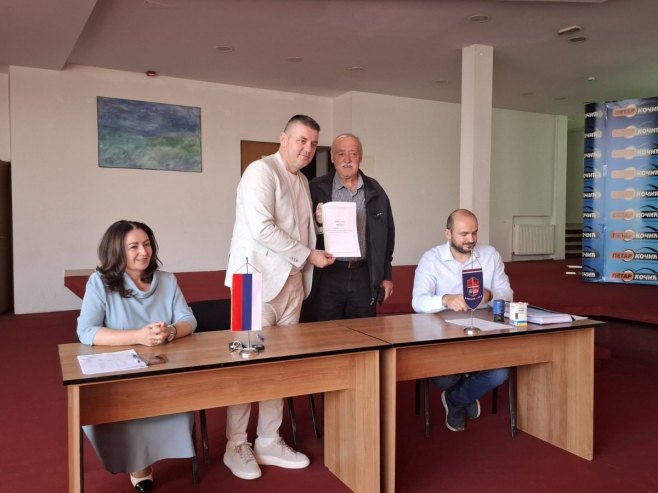 Mrkonjić Grad: Podsticaj za 80 pčelara