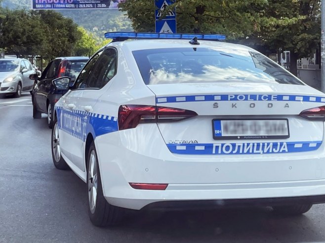Јednomjesečni pritvor osumnjičenom za napad na policajce