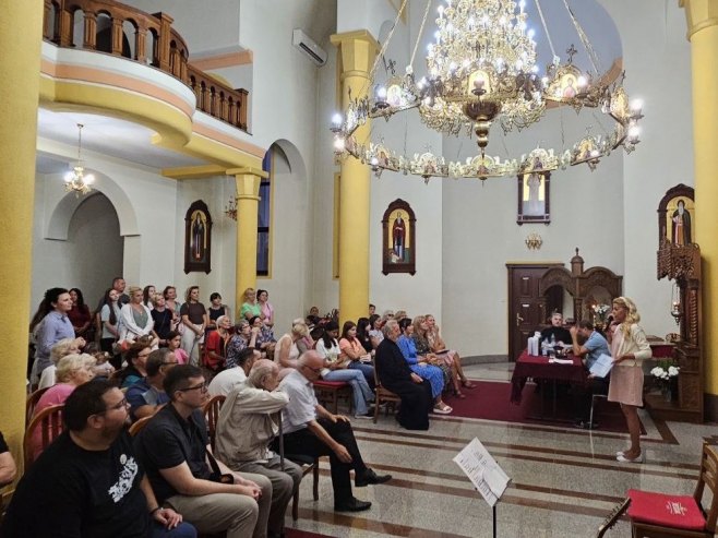 Banjaluka: Nagrada "Pod uspenjskim svodom" otišla u ruke Đorđa Brujića (FOTO)